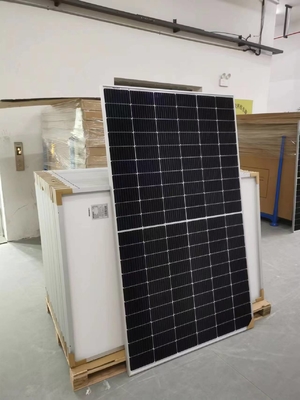 12V हाफ सेल मोनो डोमेस्टिक / कमर्शियल PV मॉड्यूल सोलर पैनल 440W 450W 460W 470W