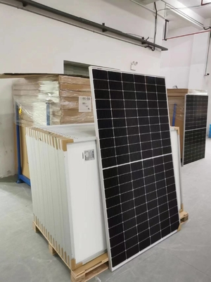 12V हाफ सेल मोनो डोमेस्टिक / कमर्शियल PV मॉड्यूल सोलर पैनल 440W 450W 460W 470W