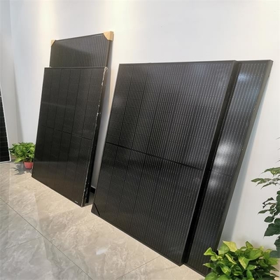 ऑल ब्लैक मोनो सोलर पैनल 550w 555w, 560w सोलर पैनल ब्लैक फ्रेम, बैक शीट के साथ पूरी तरह से ब्लैक